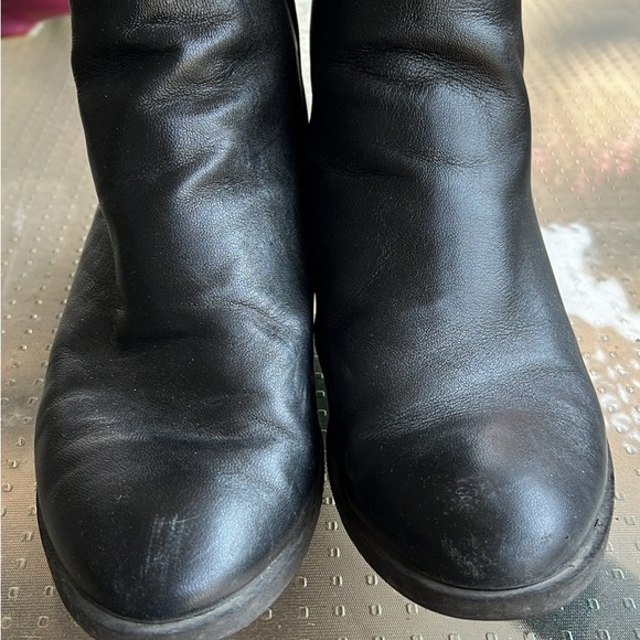 Kenneth ColeSmart casual boots, worn for one season - Picture 3 of 7